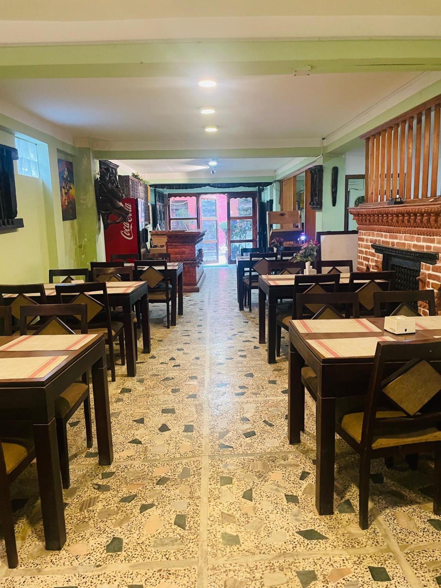 Hotel Bhaktapur Inn מראה חיצוני תמונה